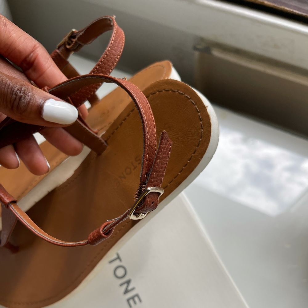 Sandals - Picture 3 of 7